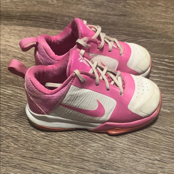 Nike Kobe “Think Pink” Sneakers